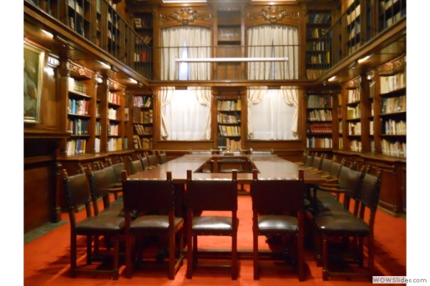 Library of the Instituto de Chile. Source