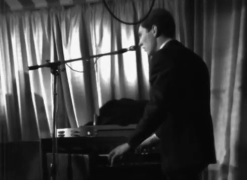 Geoff Pullum on the keyboard